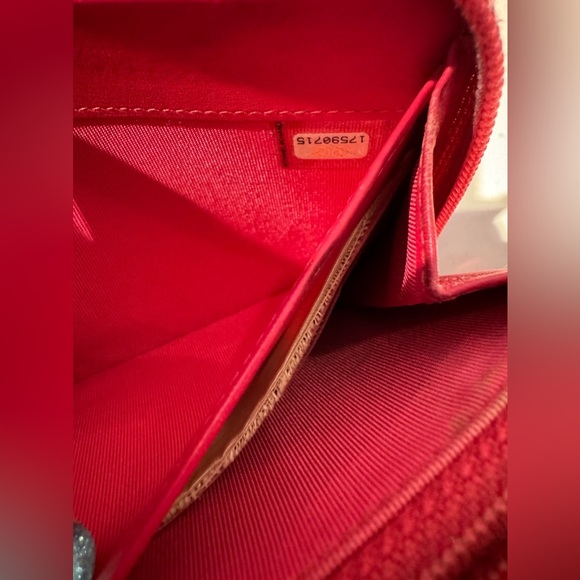 CHANEL
REDUCED Red Patent Leather CC Long Yen Zip Wallet authentication cards - Picture 6 of 10